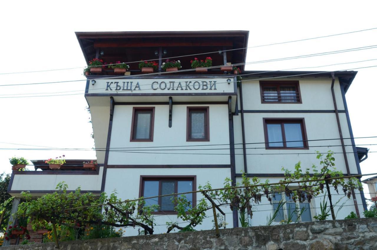 Къща За Гости Солакови ** 代温 外观 照片